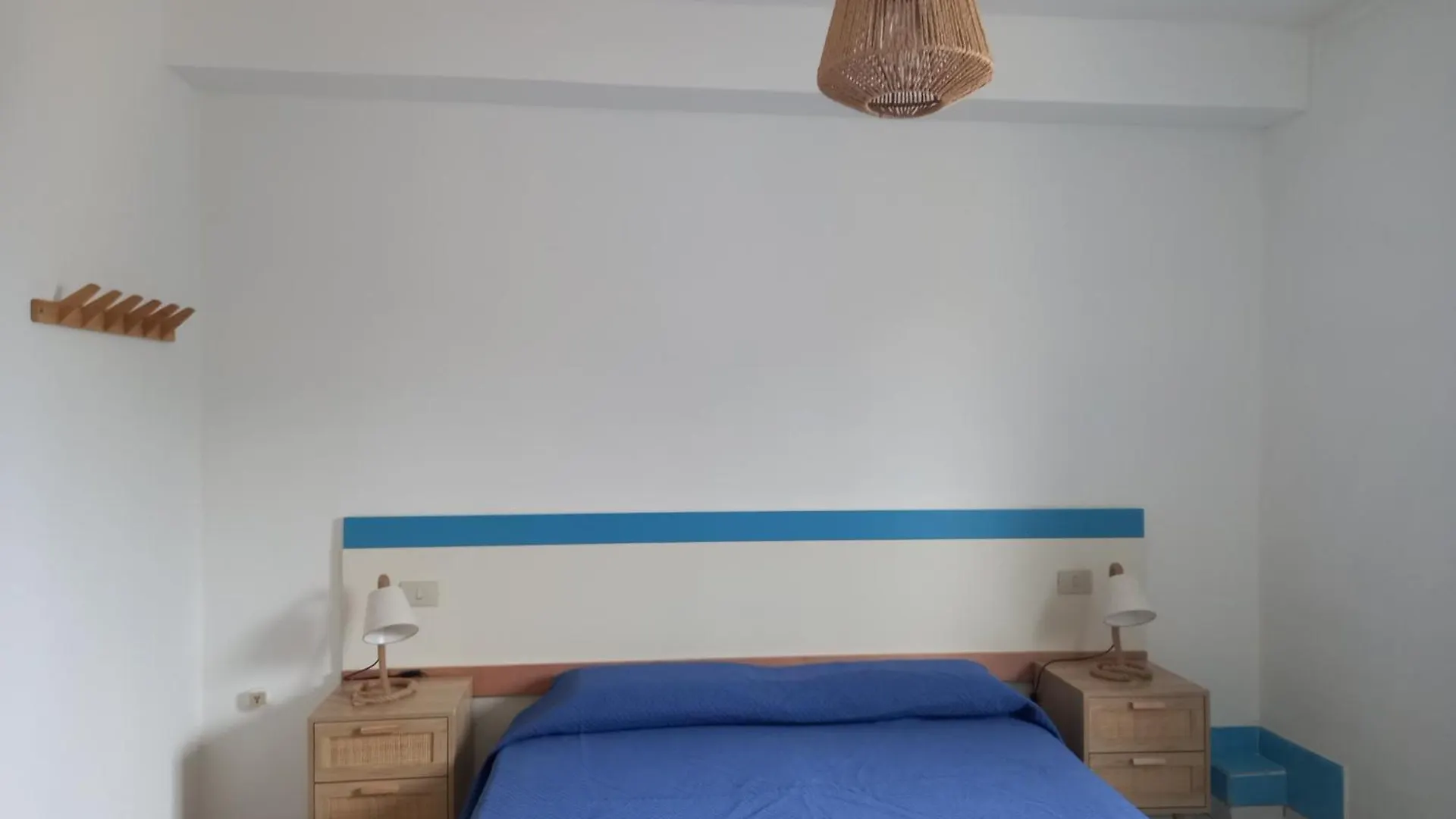 ベッド・アンド・ブレックファスト Villa Acquamarina カラゼッタ