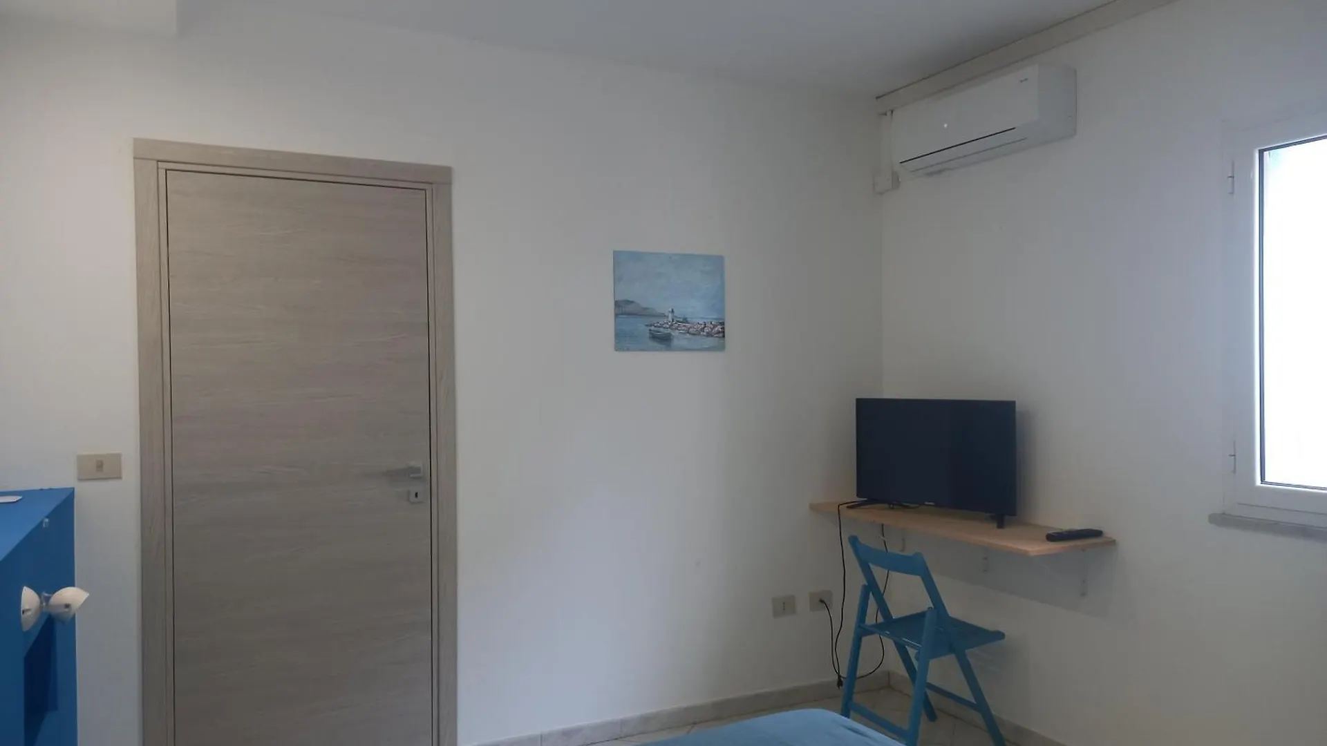 ベッド・アンド・ブレックファスト Villa Acquamarina カラゼッタ イタリア