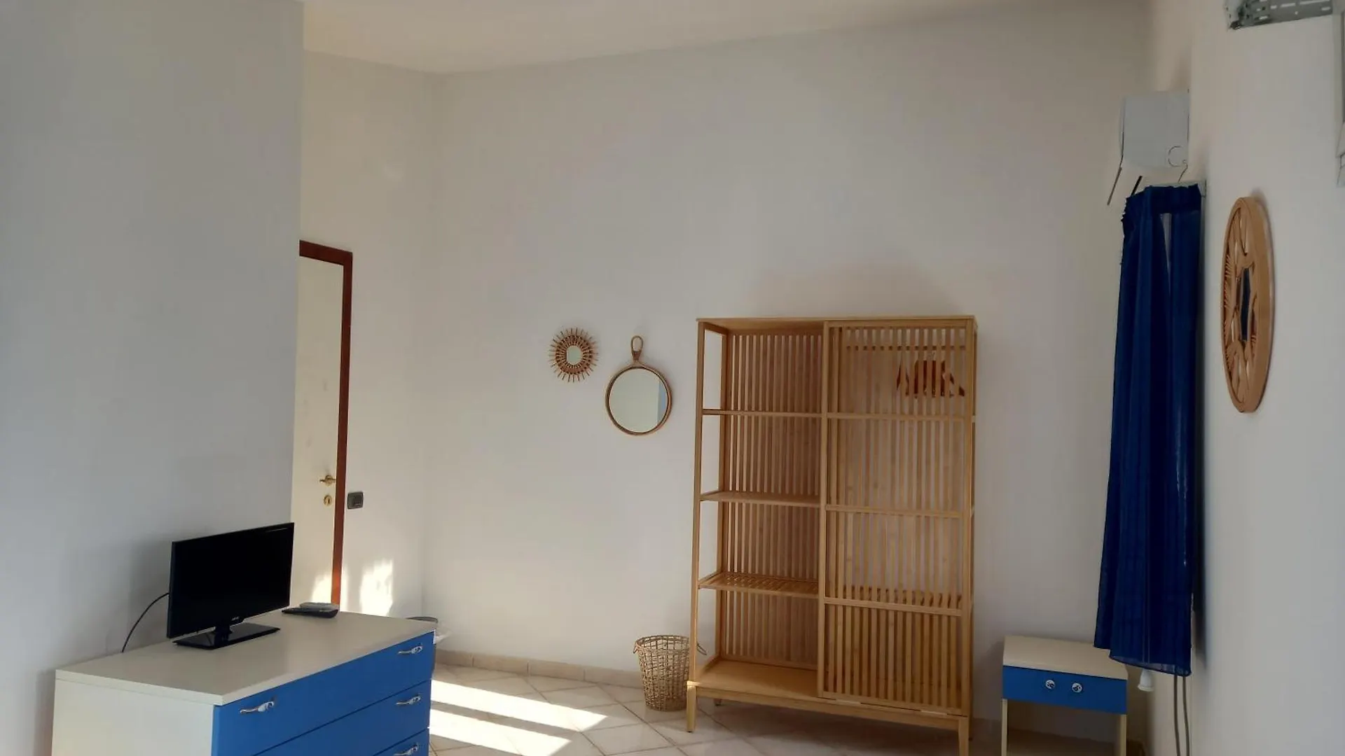 ベッド・アンド・ブレックファスト Villa Acquamarina カラゼッタ